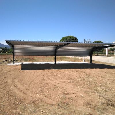 Aparcamiento curvo reforzado