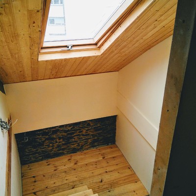 ACCESO A BAJO CUBIERTA