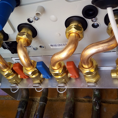 TOMAS DE CALDERA DE CONDENSACIÓN.