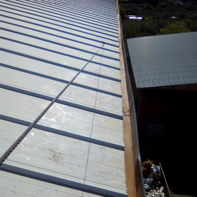 Canalones en cubierta de nave