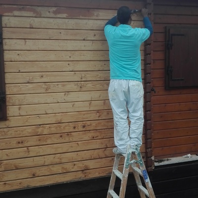 Rascado y banizado de madera