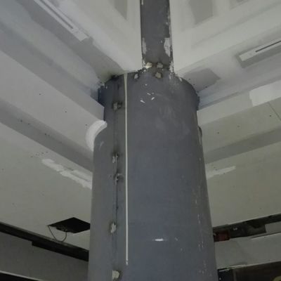 detalle candileja con pilar redondo