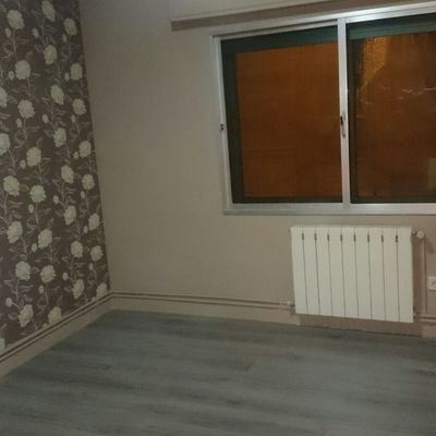 Papel decorativo en paredes