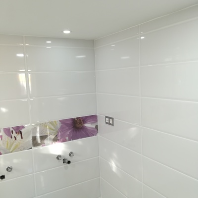 Instalación eléctrica baño.