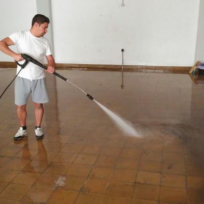 LIMPIEZA DE NAVE INDUSTRIAL