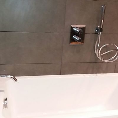 Grifería empotrada bañera