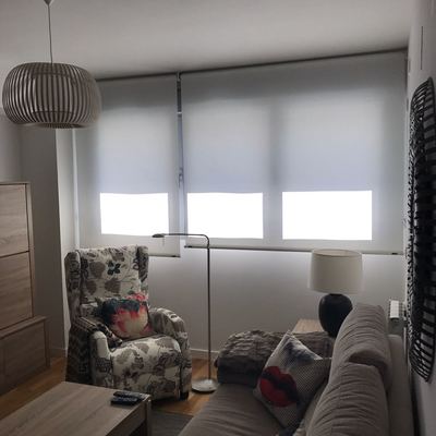 Estores enrollables tejido decorativo modelo Bavay