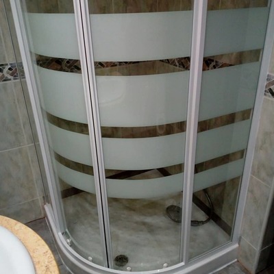 plato de ducha y mampara