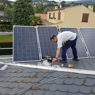 Instalación de energía solar Fotovoltaica para Autoconsumo de 1.5 kW en zona 3 con inyección 0. Caldes de Montbui