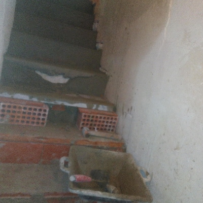 Rectificación de escalera en masia