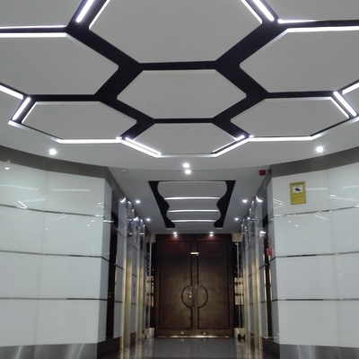 Interior hall edificio 12 estrellas