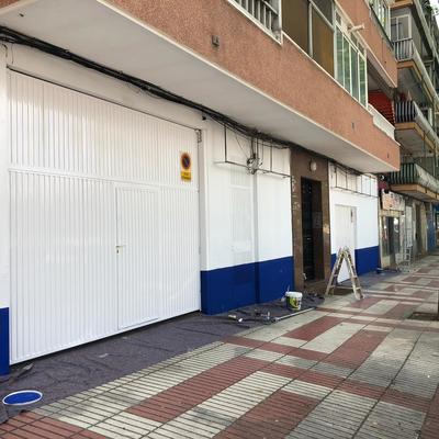 Fachada exterior taller.