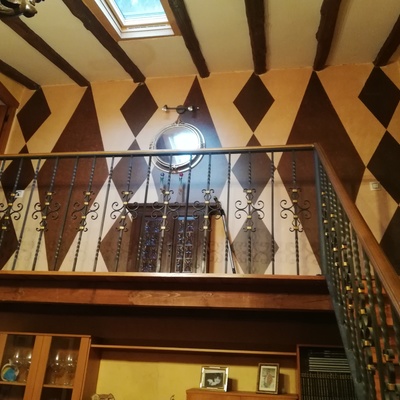 Estuco con rombos efecto oxido