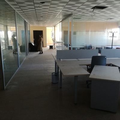 OFICINA ANTES DE LIMPIEZA