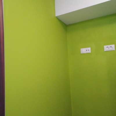 Pared verde pistacho