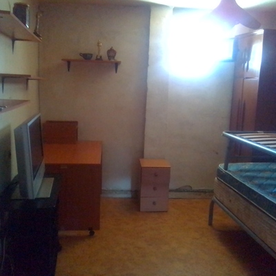 Habitación principal limpia