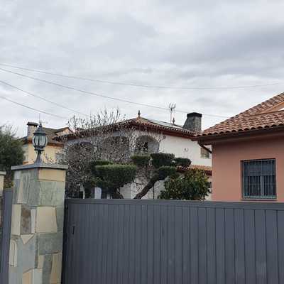 PLACAS FOTOVOLTAICA EN VIVIENDA UNIFAMILIAR