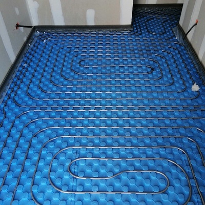 Calefacción/Refrigeración por Suelo Radiante.