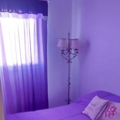 Dormitorio lila color que alegra