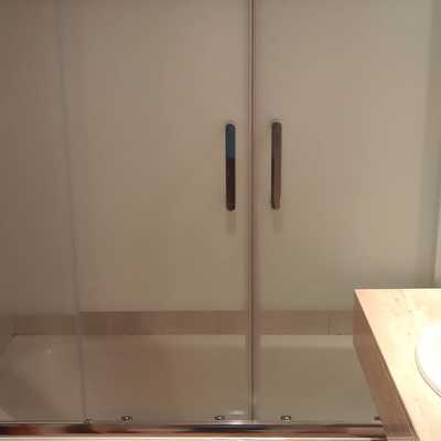 Colocación de Mampara