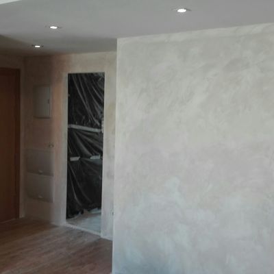 alisado de paredes y pintura decorativa