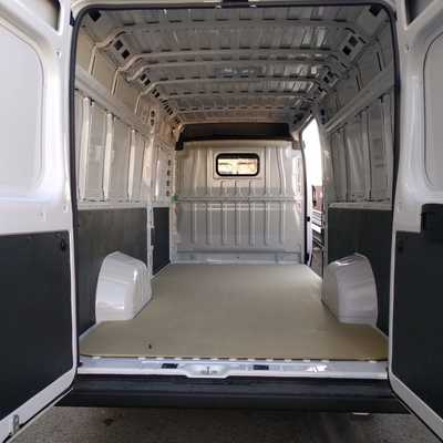 Furgoneta por dentro