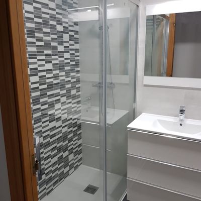 Reformas de baño con plato de ducha