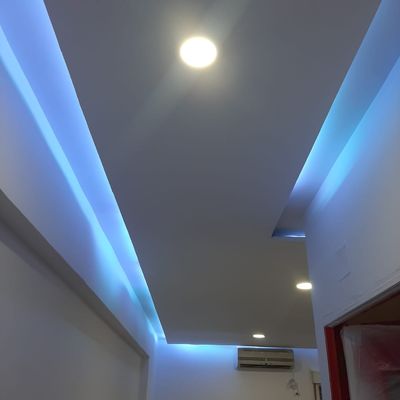 techo en yeso con iluminación