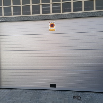 puerta seccional