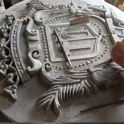 Escudo labrado en piedra