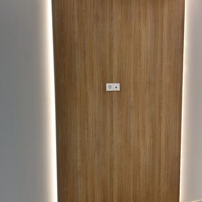 Soporte con led para television