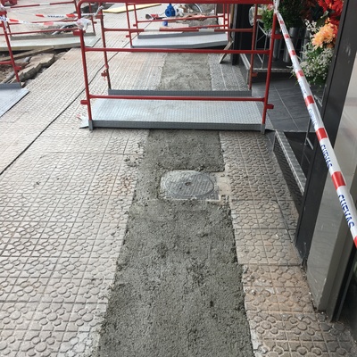 rematando abastecimiento de agua en C/Cadiz en santander