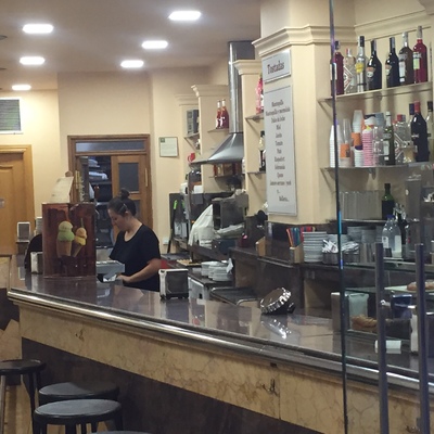 CAFETERIA SUIZO (GRANADA CENTRO)