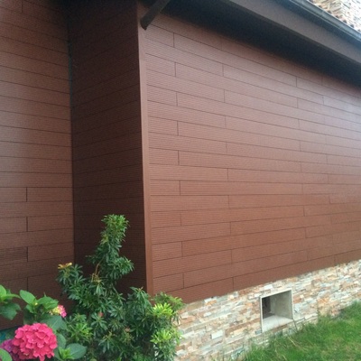 Fachada de tarima exterior