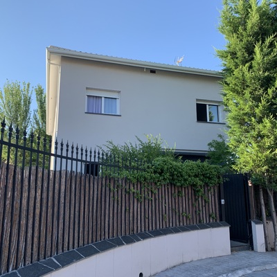 Fachada nueva construcción vivienda particular