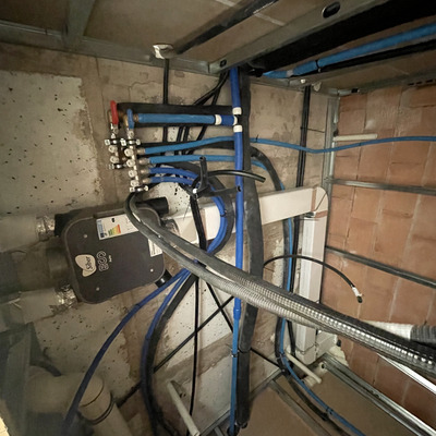 Red de Distribución de Agua Fría con Colectores en Polietileno