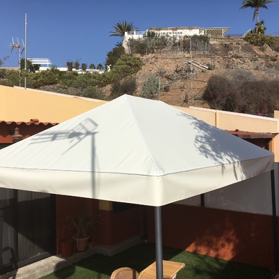 Carpa lona fija.