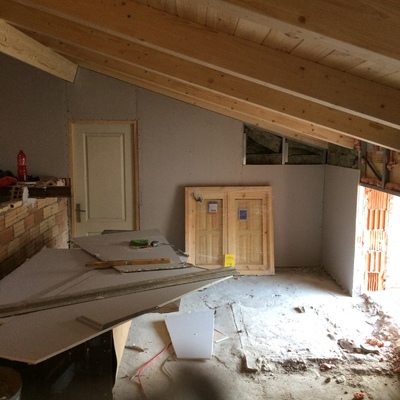 Montaje de pladur en cubierta interior ático