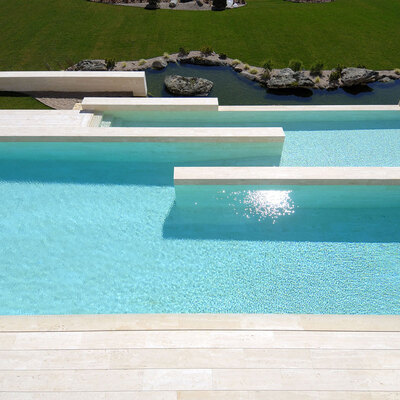 Piscina exterior.