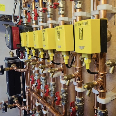 Instalación de sistema de calefacción y colectores