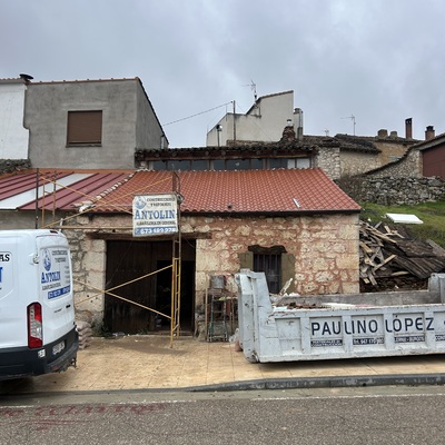 Montaje de panel sandwich, imitación teja