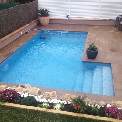 Piscina en pati
