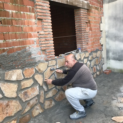 Colocando piedra