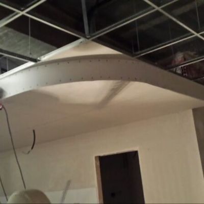 Cornisas de barra con forma