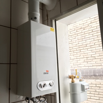 Instalación de calentador estanco 11 litros e instalación y alta de gas natural