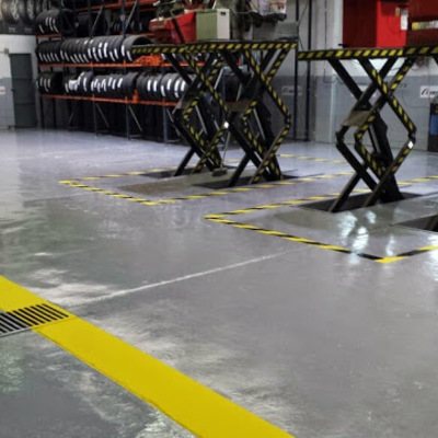 Pintura de taller de coches