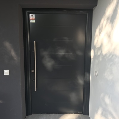 Puerta peatonal residencial Hörmann