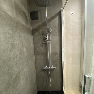 Ducha imitación hormigón