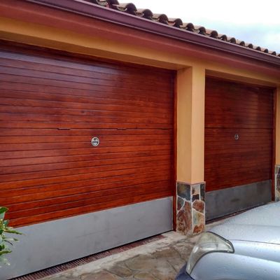 Restauración Puertas acceso garage particular