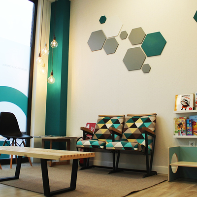 Sala de espera en Clínica